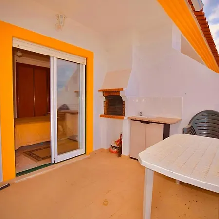 Estrada De, Urbanizacao,edificio Laranjal,apartment 18,vale Carro, 8200-596 Apartmán