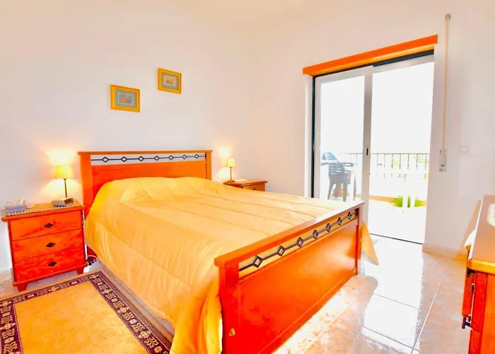 Appartement Estrada De, Urbanizacao,edificio Laranjal,apartment 18,vale Carro, 8200-596 Albufeira